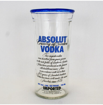 Hauge lglas Absolut vodka